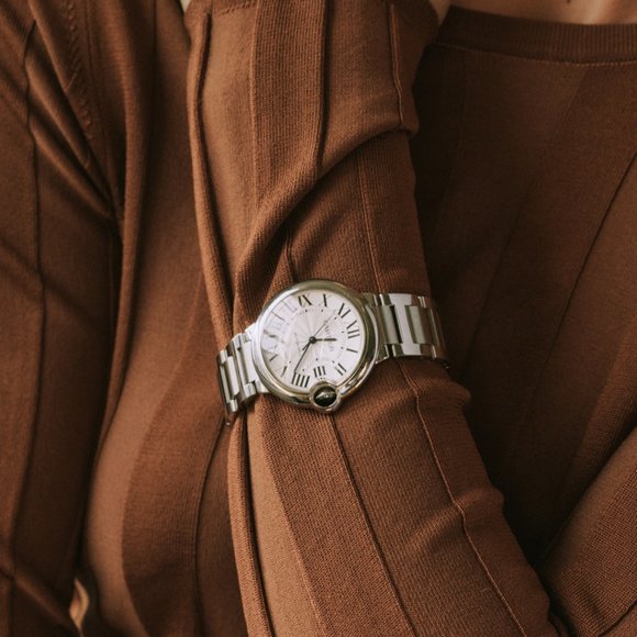 Shop handbags, fine jewelry, watches, apparel, shoes and small leather goods. - Picture 8 of 13